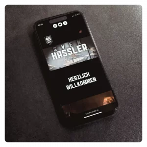 Mobile Ansicht der individuellen Webseite für Musiker aus Ingelheim, optimiert für Smartphone und Tablet von Søskendesign.